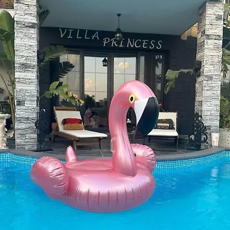 Villa Memories Guemuesluek'te Oezel Havuzlu Bodrum